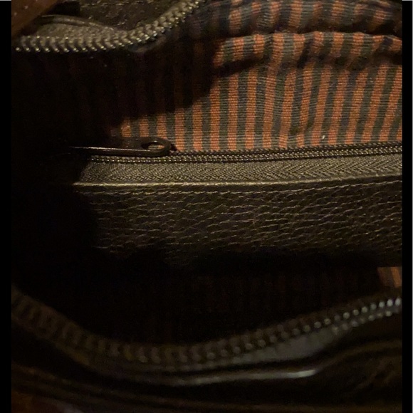 EUC BRIGTON Handbag 👜 Navy Blue and Brown strap. Gorgeous!! - Picture 9 of 14